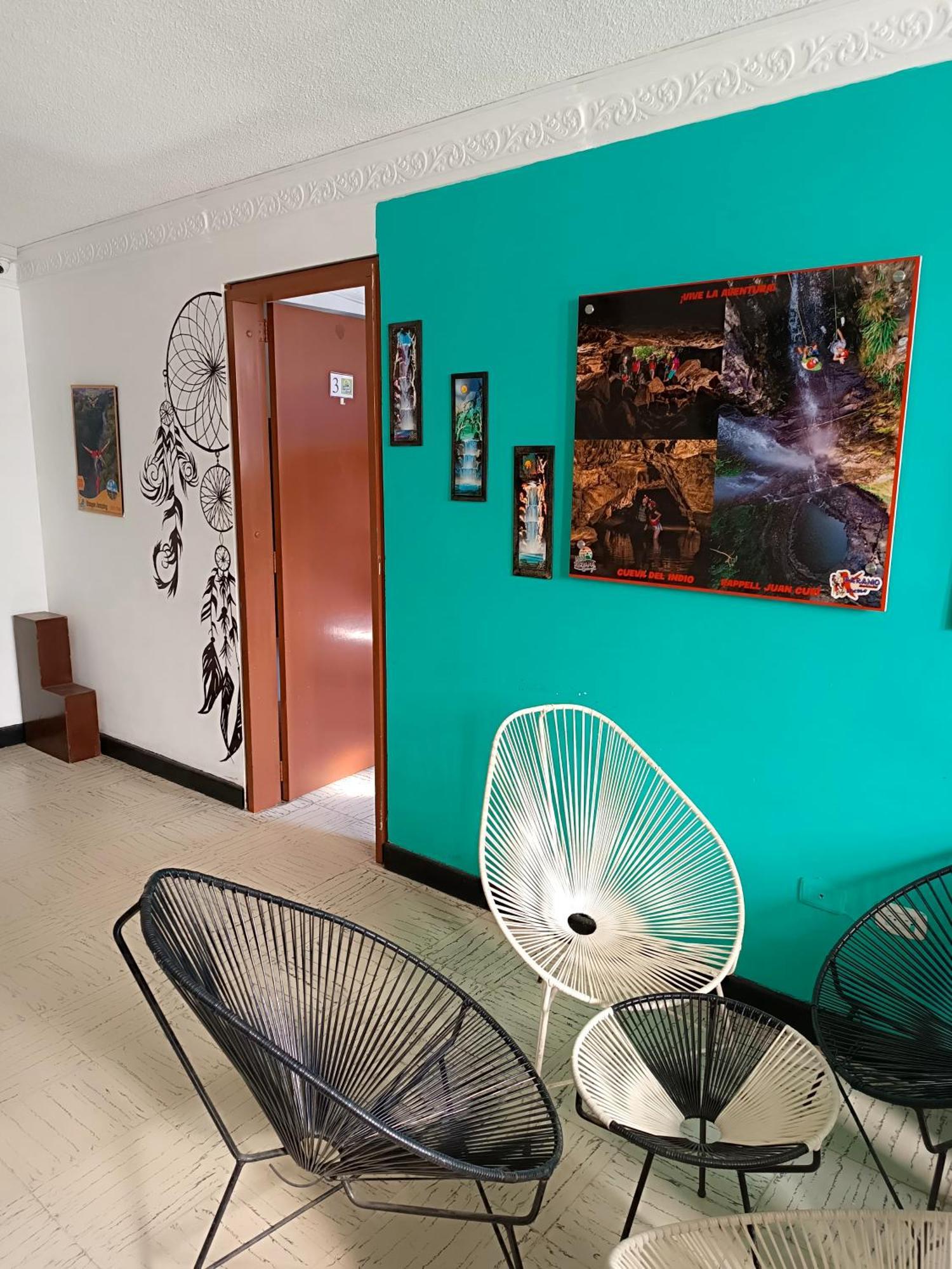 Hostel Nirvana サン・ヒル エクステリア 写真