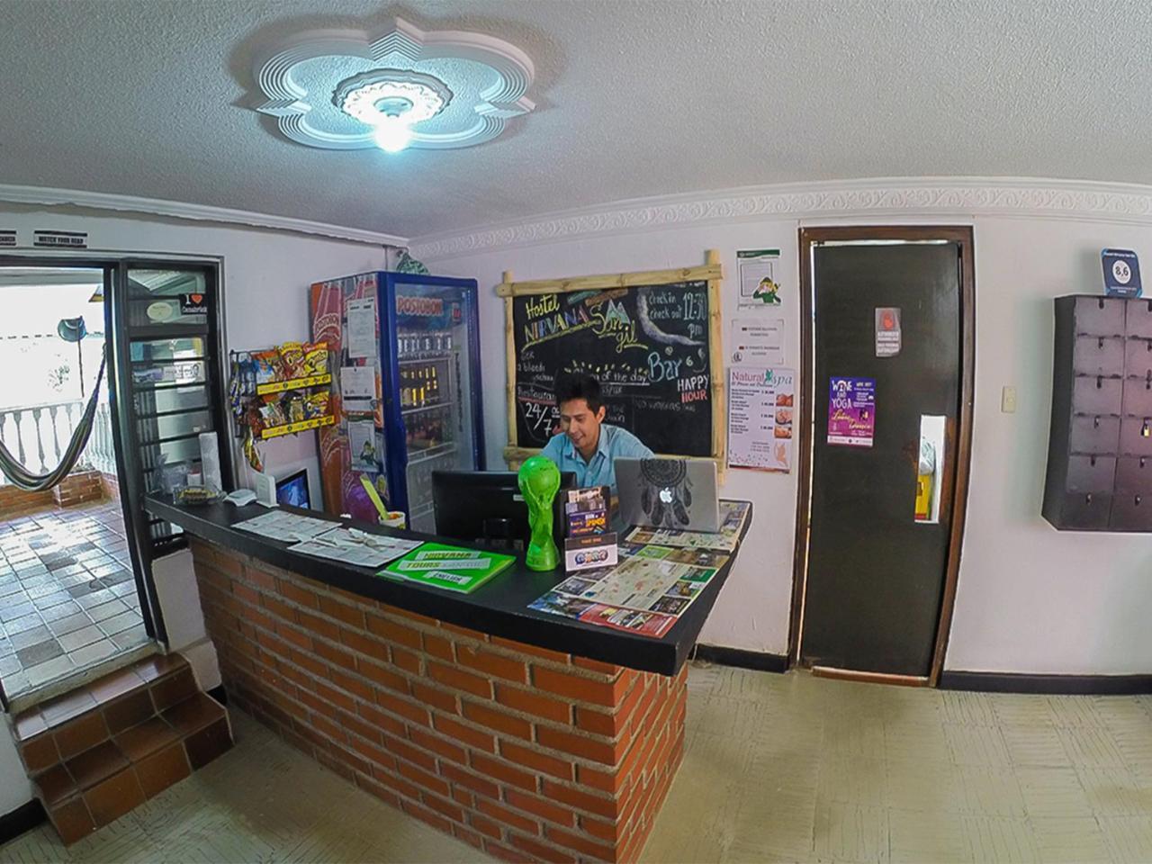 Hostel Nirvana サン・ヒル エクステリア 写真